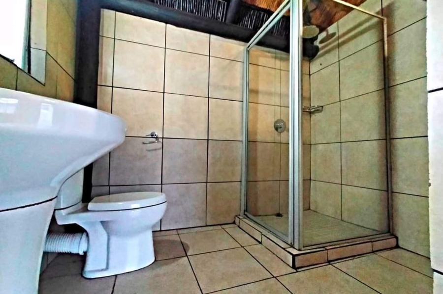 To Let 1 Bedroom Property for Rent in Geelhoutpark North West